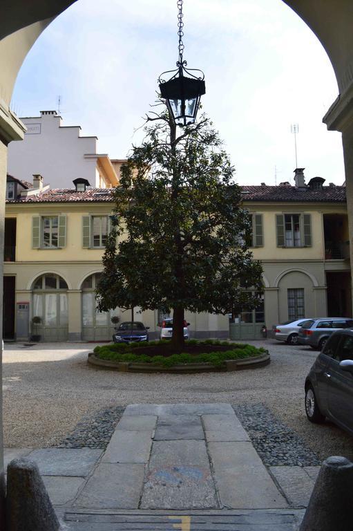 La Finestra Sul Cortile Apartment Turin Bagian luar foto